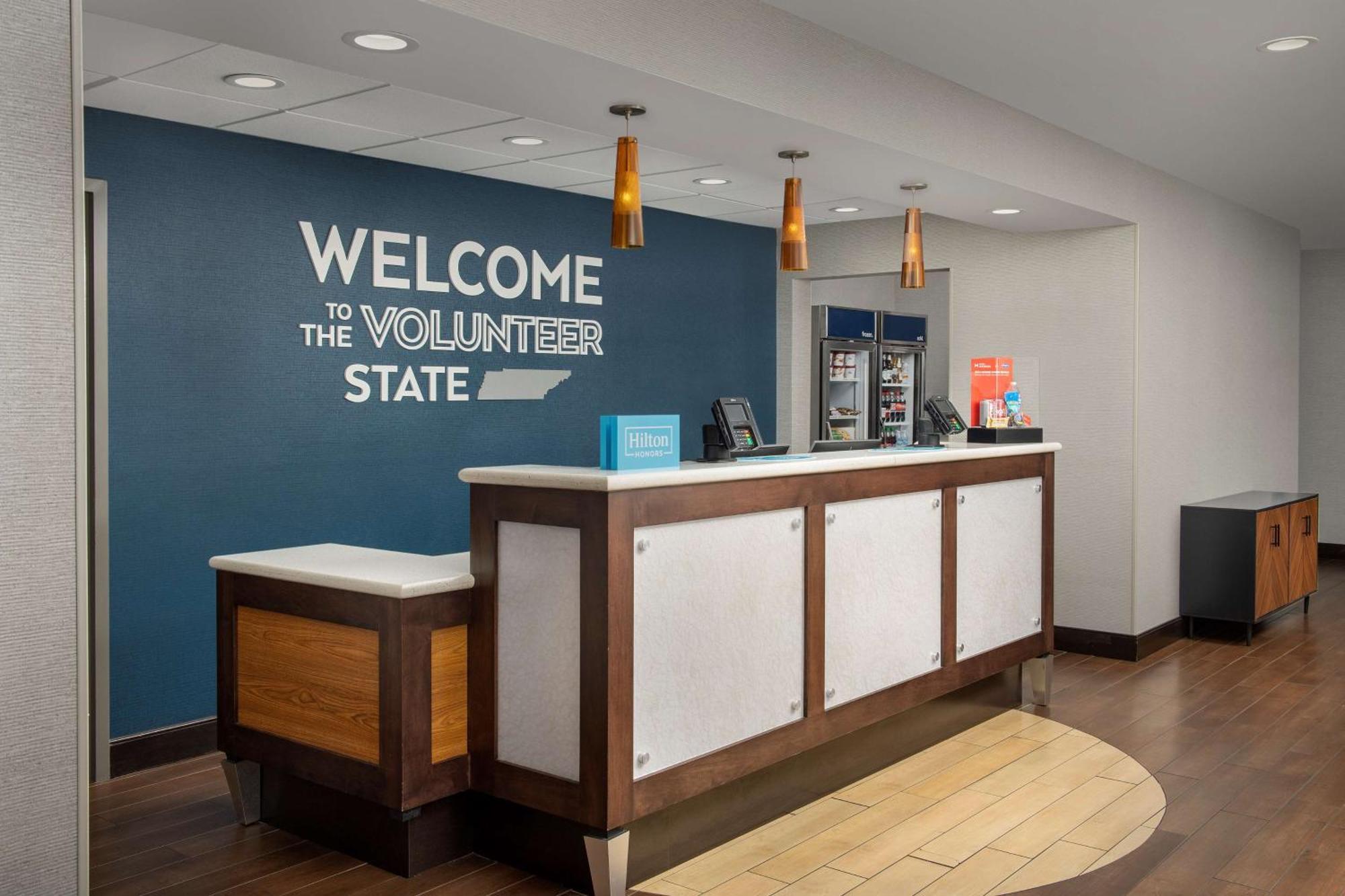 Hampton Inn Knoxville Clinton I-75 Экстерьер фото