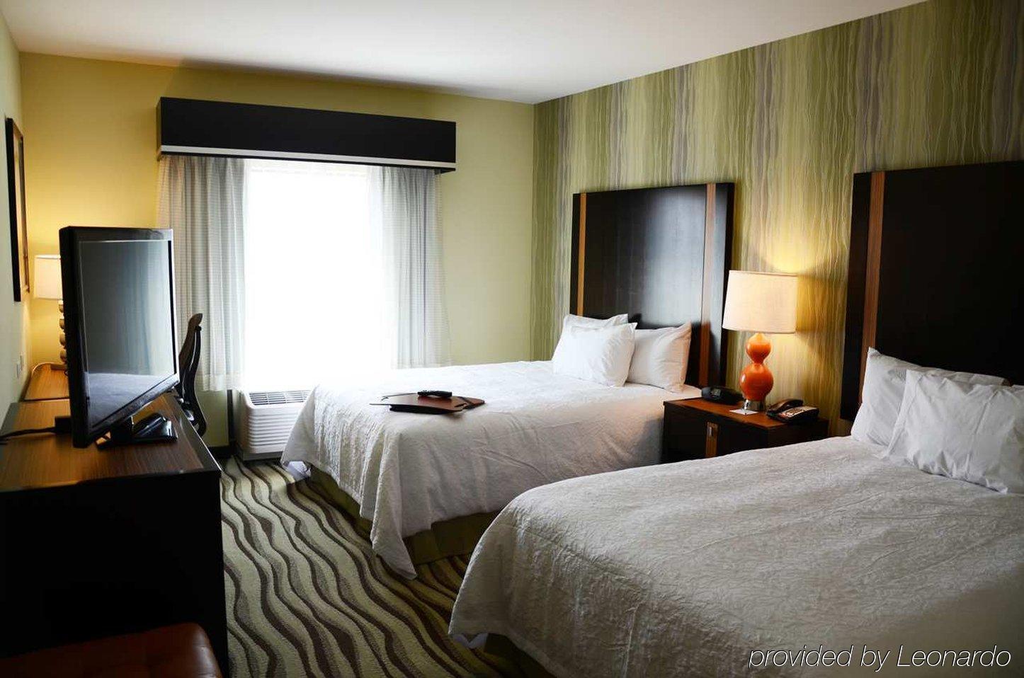 Hampton Inn Knoxville Clinton I-75 Экстерьер фото