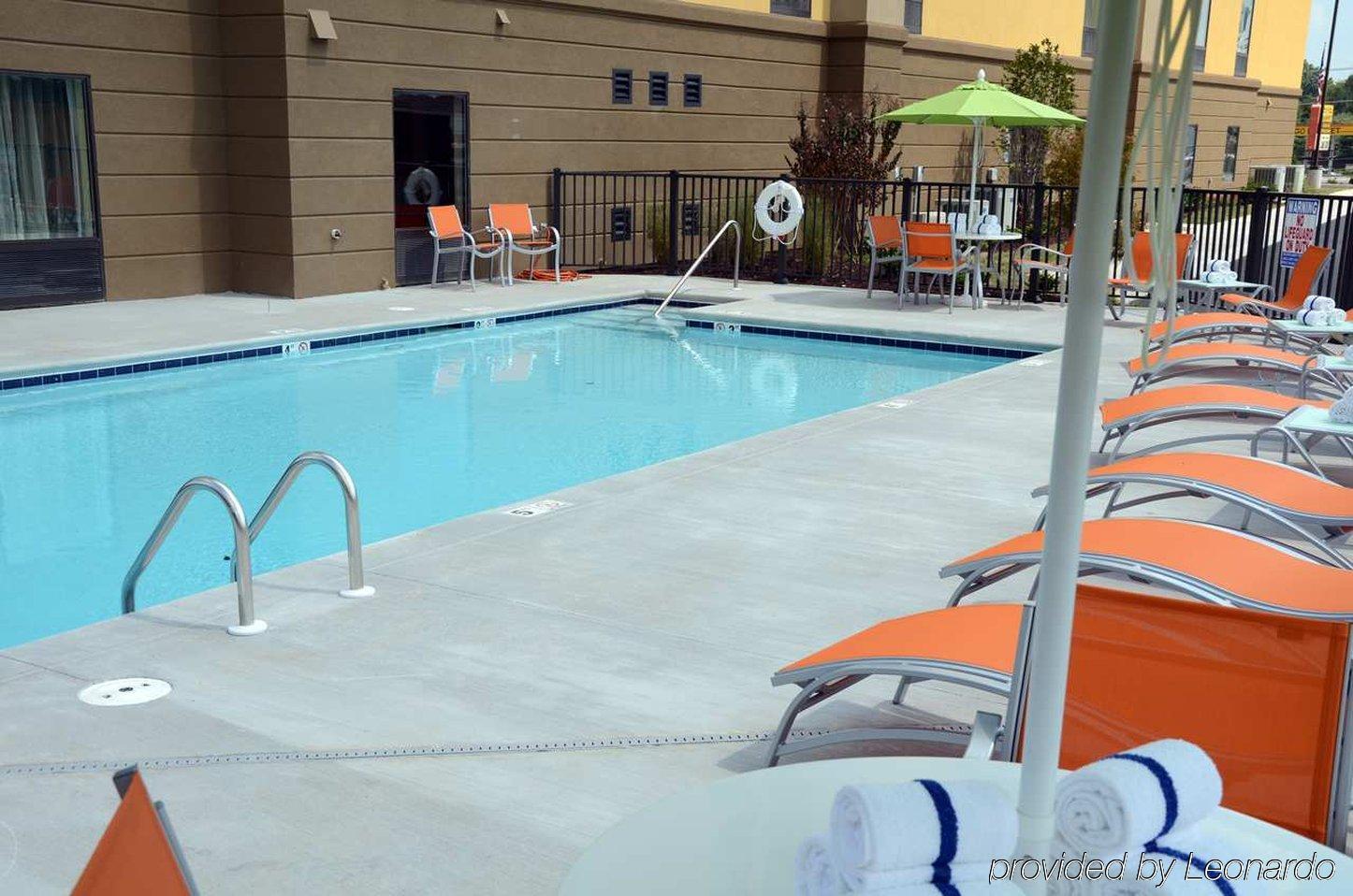 Hampton Inn Knoxville Clinton I-75 Экстерьер фото